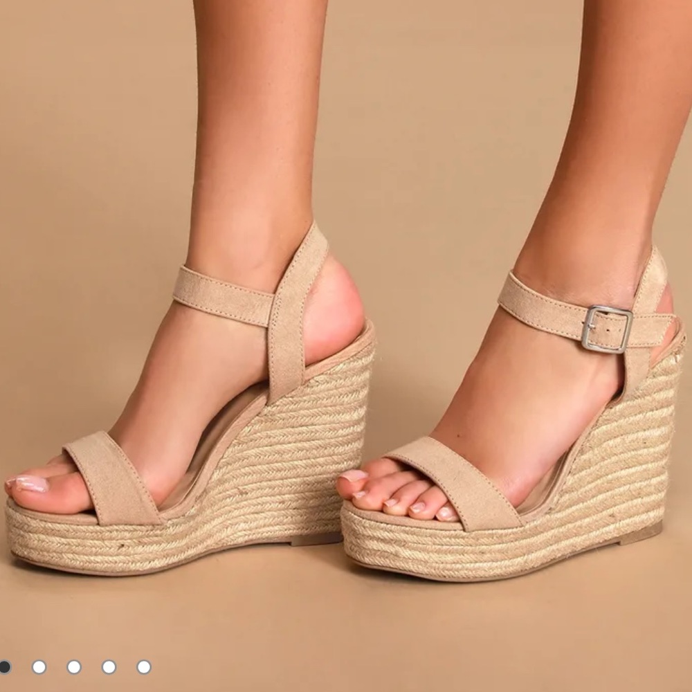 NWOT Lulu’s Wedges